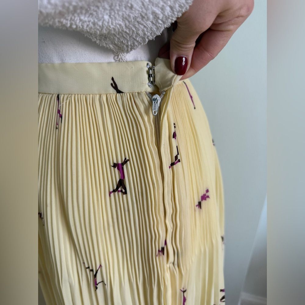 1970/80s Japanese Canary Yellow Ballet core Pleated Skirt with Acrobats Pattern - Picture 5 of 15